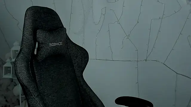 AsheLucker online show from 01/31/25, 02:58