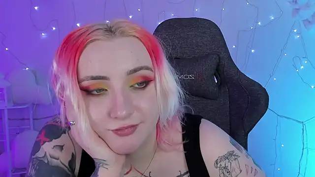 AsheLucker online show from 02/06/25, 11:48