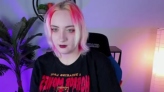 AsheLucker online show from 02/20/25, 02:07