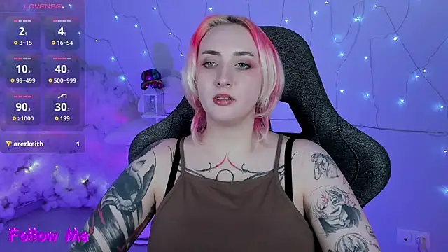 AsheLucker online show from 02/24/25, 05:43