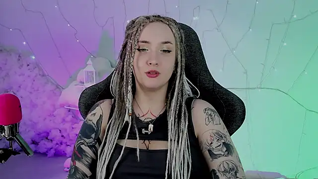 AsheLucker online show from 03/22/25, 08:40