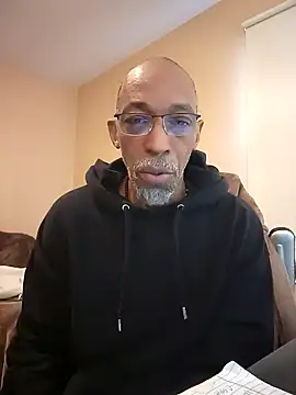 Snapshot of Lonelynudist59 chatting on 02/10/25, 01:22 Lonelynudist59 online show from 02/10/25, 01:22