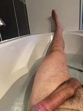 jym63 online show from 12/22/25, 10:34