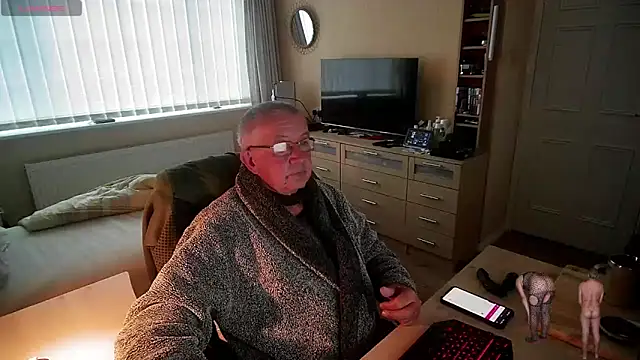 Aandy62 online show from 06/16/26, 04:37