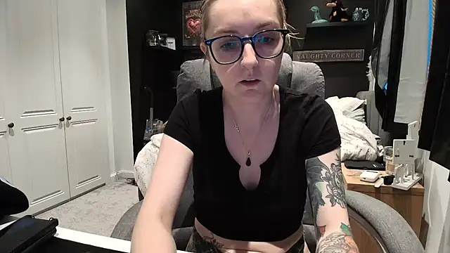 short sweetpea online show from 09/22/25, 05:59