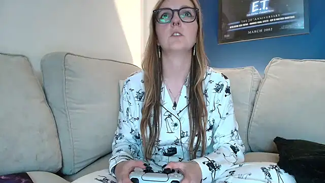 short sweetpea online show from 09/28/25, 09:09