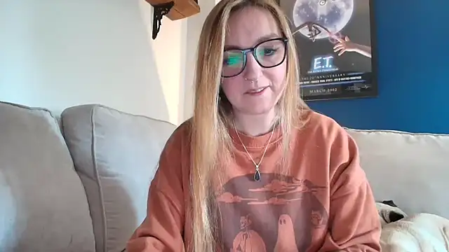 short sweetpea online show from 10/07/25, 01:52