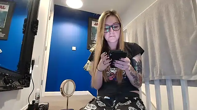 short sweetpea online show from 10/12/25, 08:46