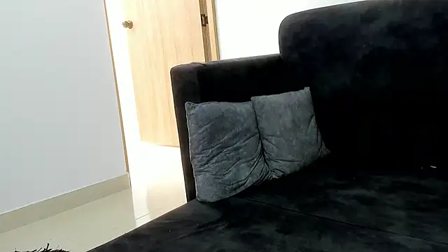 Sarah Jhonson online show from 04/16/26, 07:58