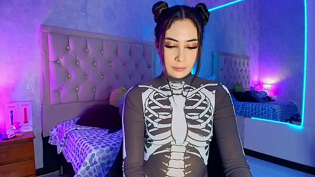 nini love01 online show from 03/01/25, 07:30