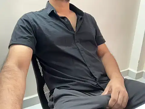 Arjun78877 online show from 10/05/25, 09:07