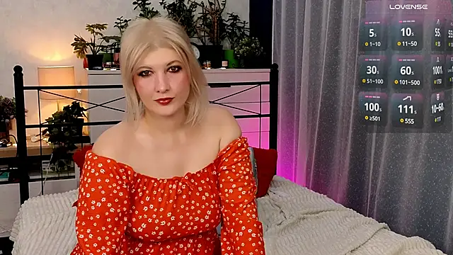 olisunny5 online show from 12/25/24, 07:46