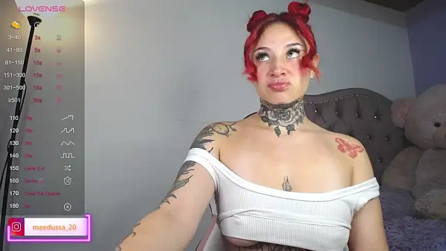 Snapshot of meedussa_20_ chatting on 01/26/25, 05:56 meedussa 20 online show from 01/26/25, 05:56