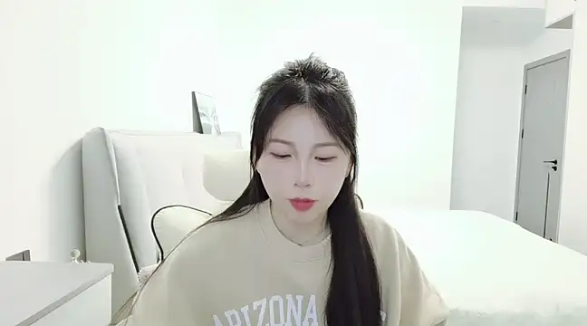 Sunset glow online show from 01/13/25, 06:06