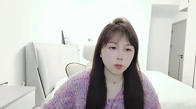 Sunset glow online show from 02/19/25, 02:34