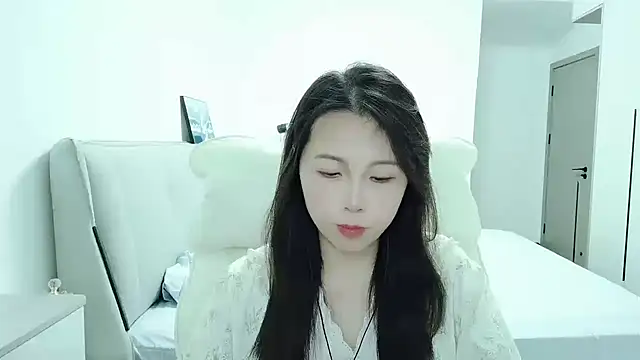 Sunset glow online show from 09/24/25, 03:37