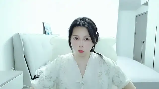 Sunset glow online show from 04/19/26, 02:38