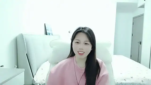 Sunset glow online show from 04/21/26, 02:51