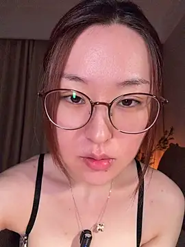 sphynx- - online show from 07/17/26, 03:18