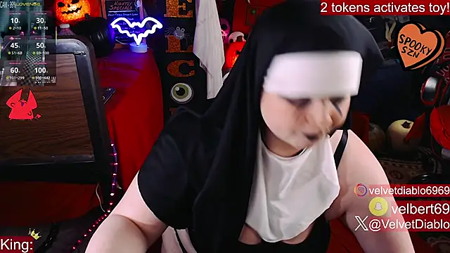 VelvetDiablo online show from 10/27/25, 11:52