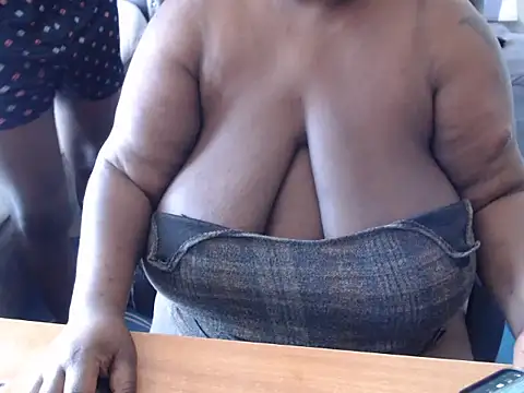 ebonybbwcouples online show from 01/11/26, 08:30