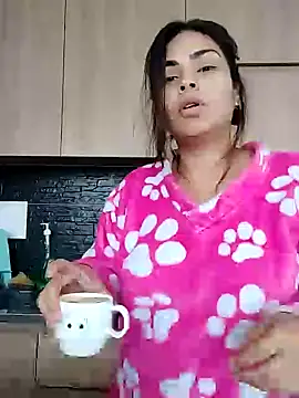 Ivanna2 online show from 12/20/24, 02:05