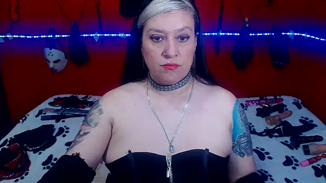 MATURE Randy online show from 11/11/25, 11:38