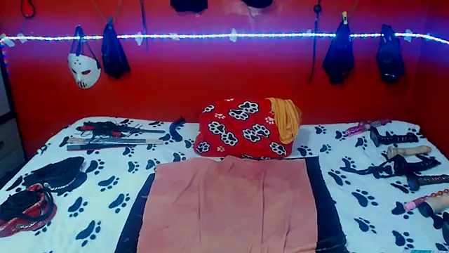 MATURE Randy online show from 11/14/25, 05:11