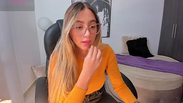 StacyConner online show from 02/08/25, 10:19