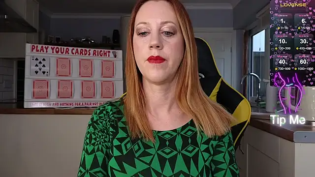 Snapshot of stripmequick chatting on 01/17/25, 02:07 stripmequick online show from 01/17/25, 02:07