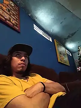 AlexAlejandro13 online show from 02/03/26, 06:46