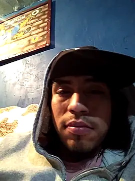 AlexAlejandro13 online show from 02/10/26, 05:22