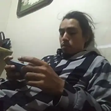 AlexAlejandro13 online show from 04/19/26, 02:11