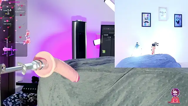 Snapshot of Scarlett-Smile chatting on 03/13/25, 12:16 Scarlett-Smile online show from 03/13/25, 12:16