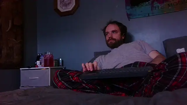 hpluvsplata online show from 04/15/26, 12:12