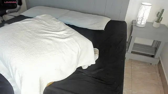 Candy millers online show from 04/11/26, 07:40