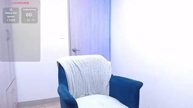 EricaVanderhill online show from 10/12/25, 08:30