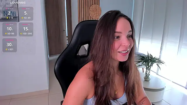 Snapshot of AnnieHallX chatting on 11/26/25, 06:09 AnnieHallX online show from 11/26/25, 06:09