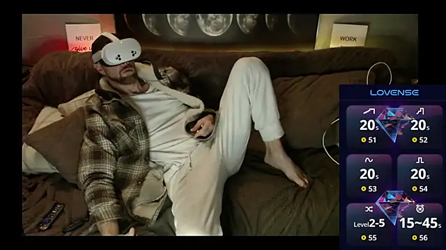 MaxRouger online show from 11/07/25, 12:27