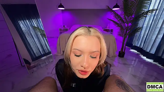  blowjob queen online show from 09/18/25, 10:12