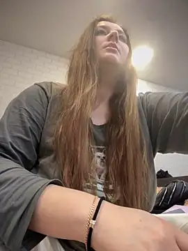 CandyShoopp online show from 02/09/25, 08:24