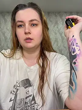 CandyShoopp online show from 04/17/26, 08:12