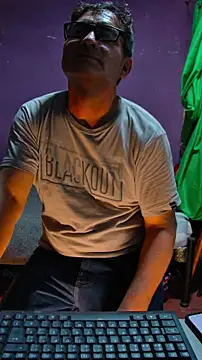 yandyaa online show from 04/12/26, 03:33