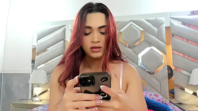 alexandra fire69x online show from 10/17/25, 03:36