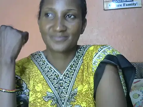 Snapshot of Athena_2019 chatting on 10/30/25, 09:55 Athena 2019 online show from 10/30/25, 09:55