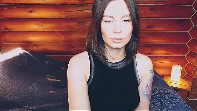 Snapshot of Platina_Fox chatting on 01/25/25, 05:07 Platina Fox online show from 01/25/25, 05:07