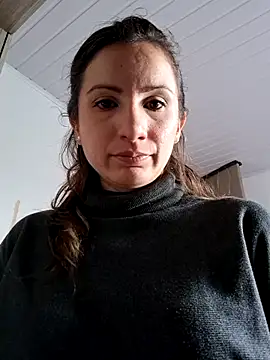 vanessabrown  online show from 09/30/25, 05:07