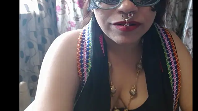 Star-Night online show from 10/05/25, 05:50