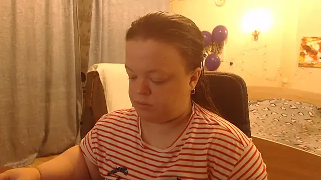 Snapshot of Janiffer_MiMi chatting on 12/28/24, 05:46 Janiffer MiMi online show from 12/28/24, 05:46