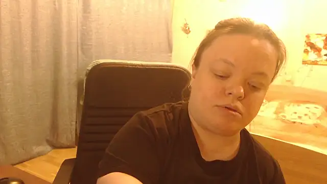 Snapshot of Janiffer_MiMi chatting on 02/21/25, 04:59 Janiffer MiMi online show from 02/21/25, 04:59